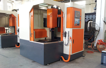Advantages of graphite carving and milling machine？